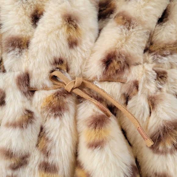 Zara Leopard print faux fur vest 12-18 months - Picture 3 of 7